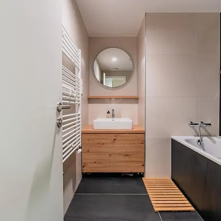 Sky Park Deluxe - Castle View - Free Parking Appartement Bratislava