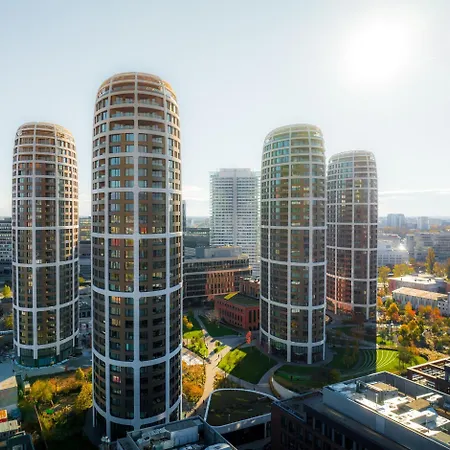 Sky Park Deluxe - Castle View - Free Parking Appartement *