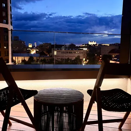 Sky Park Deluxe - Castle View - Free Parking * Bratislava
