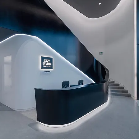 Sky Park Deluxe - Castle View - Free Parking アパート *