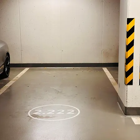 Apartmán Sky Park Deluxe - Castle View - Free Parking *